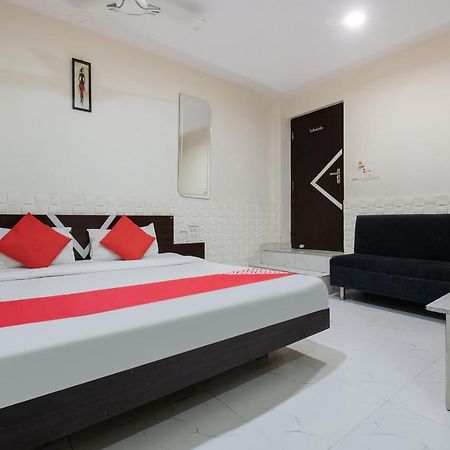 Oyo 44287 Hotel Aarav Plaza Muzaffarpur Exterior foto